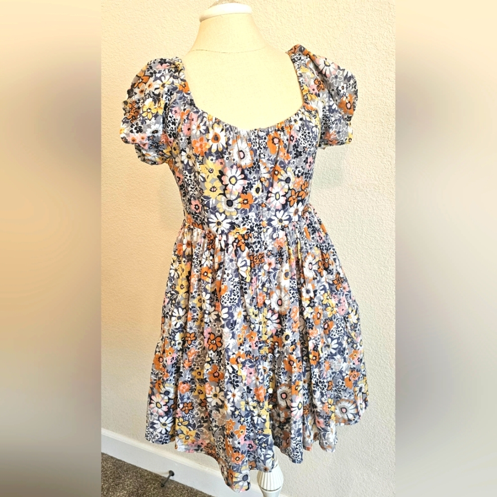 NWT AMERICAN EAGLE Puff Sleeve Tie Back Ruched Cotton Floral Short Dress Medium - Picture 2 of 15